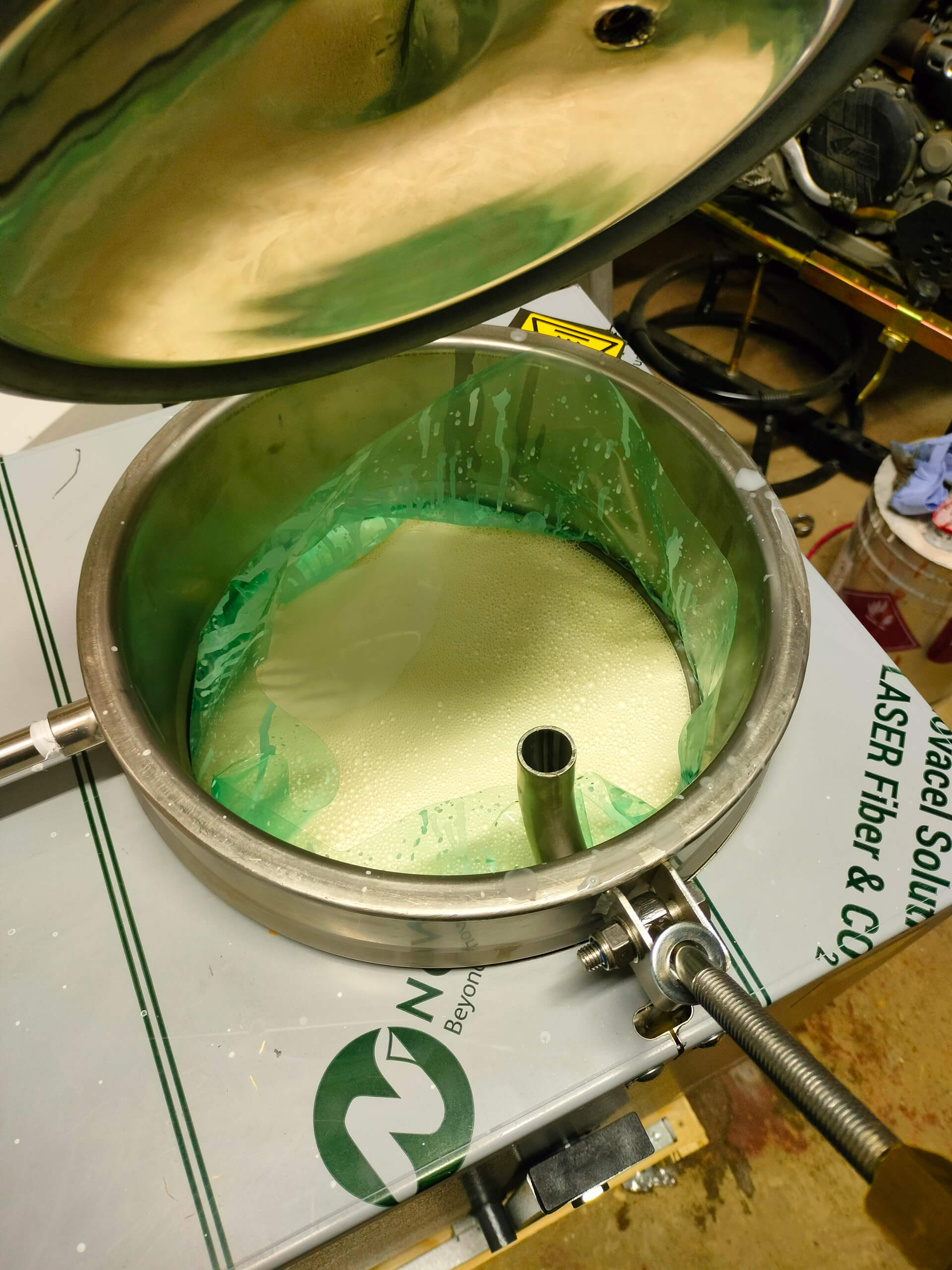 Bag inside a solvent distiller